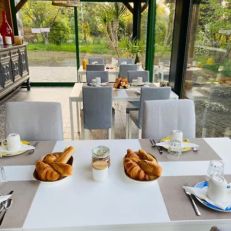 Oda ve Kahvaltı Arc En Ciel Du Mont 3*