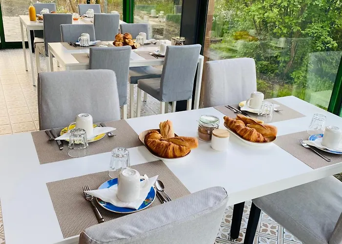 Arc En Ciel Du Mont Bed & Breakfast 3*