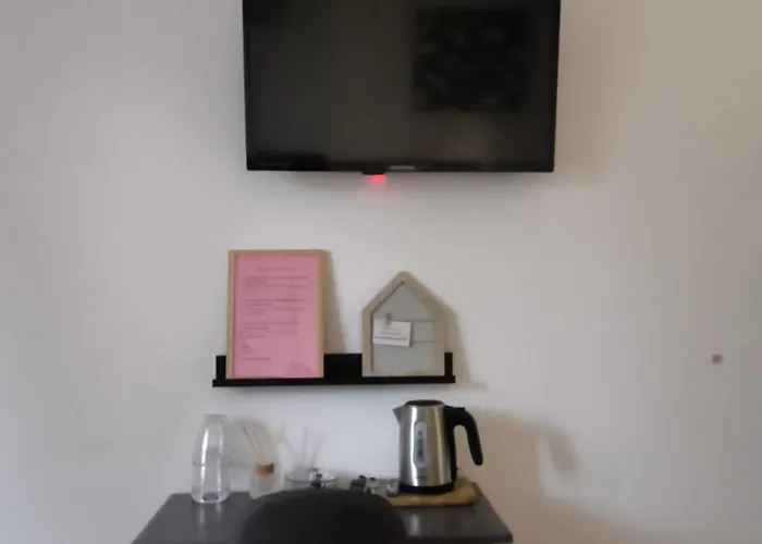 Arc En Ciel Du Mont Bed & Breakfast Pontorson